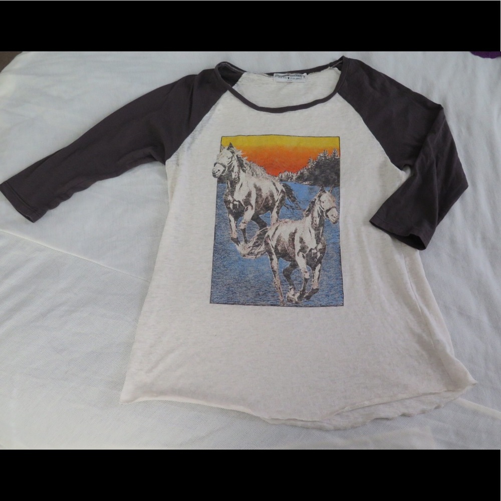 70's inspired Raglan 3/4 Sleeve T-shirt